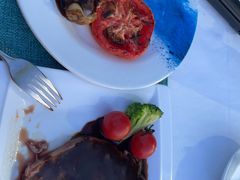-亚龙湾希尔顿自助餐厅·海鲜·烧烤·沙滩BBQ·现场乐队