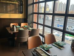-曼听小寨海鲜烧烤·大连辣炒大王(盖州街店)