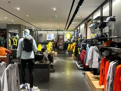 -ARC'TERYX始祖鸟(北京王府中环店)