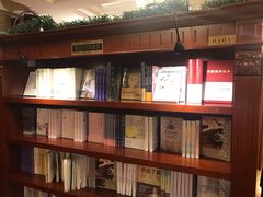 -果戈里书店