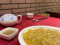 蟹粉炒粉皮-老吉士酒家(天平路店)