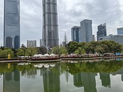 -陆家嘴中心绿地