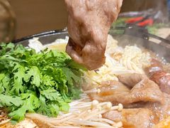 -山川小町·极番烧肉(新地假日广场店)