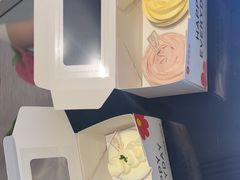 -花花卷卷·鲜食蛋糕(静安久光百货店)