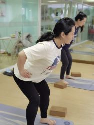 -爱尔乐美孕产瑜伽·普拉提