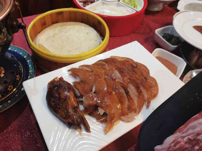 东来顺(沿江大道店)-"今天朋友过生日选择了襄阳最好吃的烤鸭店东.