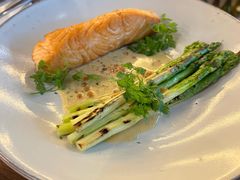 -LESCEDARS Brasserie Bistro香柏树