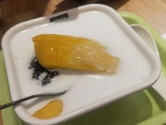芒果白雪黑糯米-满记甜品(荟聚购物中心店)