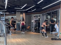 -威克健身游泳(万菱汇店)