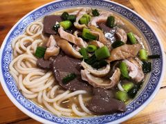 -锦泓老字号猪脏粉(东联大厦店)