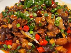 -万重锦·人文川菜馆(骡马市店)