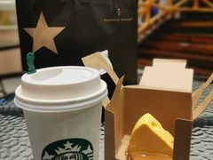 -星巴克臻选(深圳龙华红山天虹店)