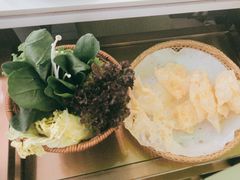 -洪氏嗨捞·广东猪肚鸡·椰子鸡火锅(西咸万象城店)