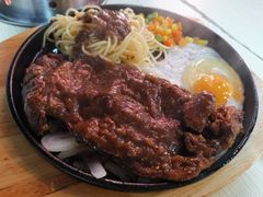 铁板沙朗牛排-张妈台式锅烧(深大店)