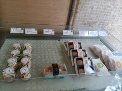 -顶东面包花园·生日蛋糕(香榭丽店)