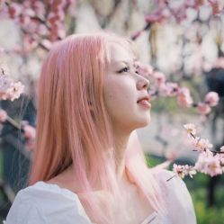 -LILI·HAIR SALON理理造型