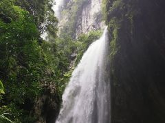 -龙水峡地缝景区