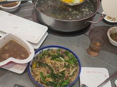 -官塘陈记鱼生·潮汕砂锅粥·牛肉火锅(潮枫路总店)