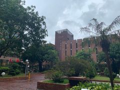 -香港理工大学