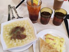 -香港新发烧腊茶餐厅(万象店)