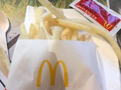 -麦当劳(展览路店)