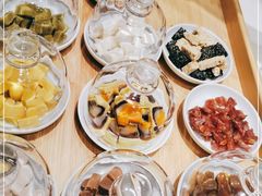 -阮大兴糕团(杭州西湖银泰百货店)