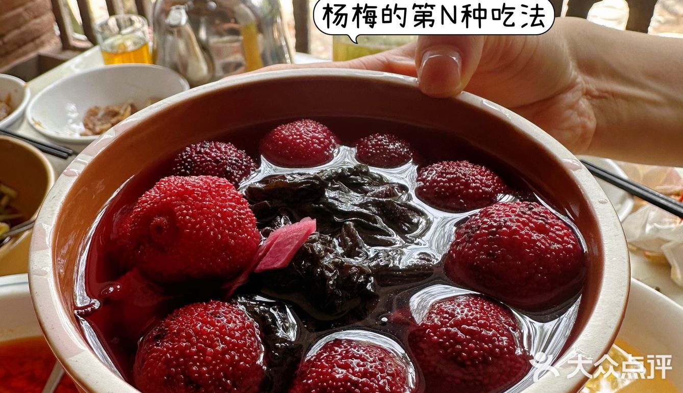 感觉没有是长沙人做不到的！居然还有这么大的一个蒸菜市场