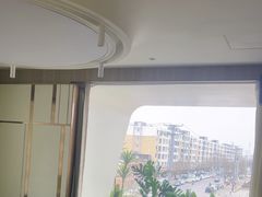 -狼头山火锅 KTV欢唱·烤串(理工大学店)