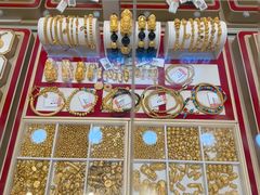-恒一珠宝·回收黄金钻石奢侈品(灵岩南路店)