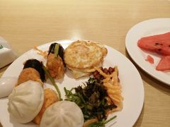 -铂逸梦秦酒店(横店梦幻谷店)