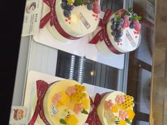 -花花卷卷·鲜食蛋糕(静安久光百货店)