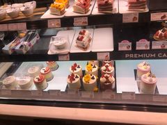 -巴黎贝甜(大宁国际商业广场店)