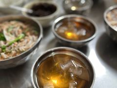 -正宗杨记普洱酸醋米线(总店)