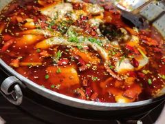 -冰冰龙虾·江湖菜·花园江景餐厅