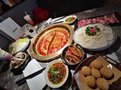 -麻路成都火锅(柏威年店)