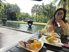 -三亚湾海居铂尔曼度假酒店