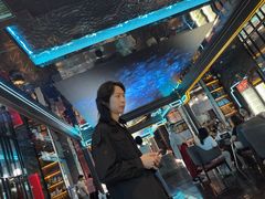 -屋有岛沉浸游戏旗舰店(中山公园店)