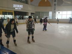 -冠军冰场CHAMPION RINK(百联又一城店)