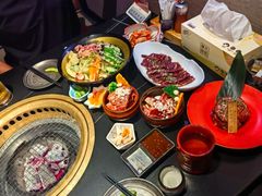 -山川小町·极番烧肉(新地假日广场店)