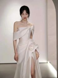 -LOVE SHINE婚纱·红鼎庄龙凤褂·妈妈装定制