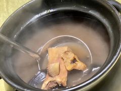 -八景休閒山莊  廣東十大名山莊