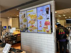 -麦当劳(莘松路芭比伦DT店)