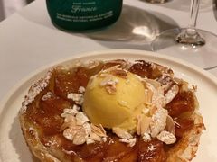 温热苹果塔-壳里西餐厅Coquille Seafood Bistro(蒙自路店)