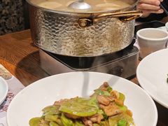 -黄泥岗·地道湖北菜(奥特莱斯店)