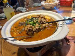 -头上红煨盐鸡·非遗院子餐厅