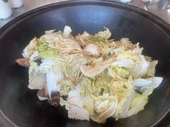 -粘豆包柴火铁锅炖