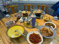 -小河公主秘制烤羊腿(小绿谷店)