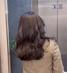 -茶发Salon·烫发染发理发