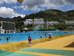 -荔波冰雪水世界主题乐园