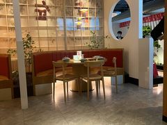 -蜜桃餐厅·伴山(绿宝广场店)